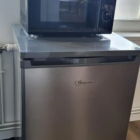 Appartement Entre Les Places, Spacieux, Calme, Idealement Situe Parking Gratuit Arras